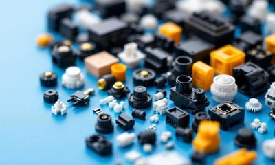 塑膠射出模具製造常見應用：電子零件、汽機車與工業產品